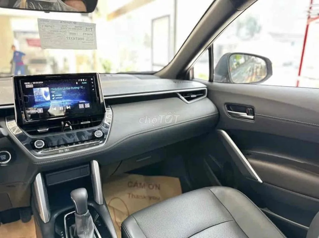 Toyota Corolla Cross 2026 photo 3