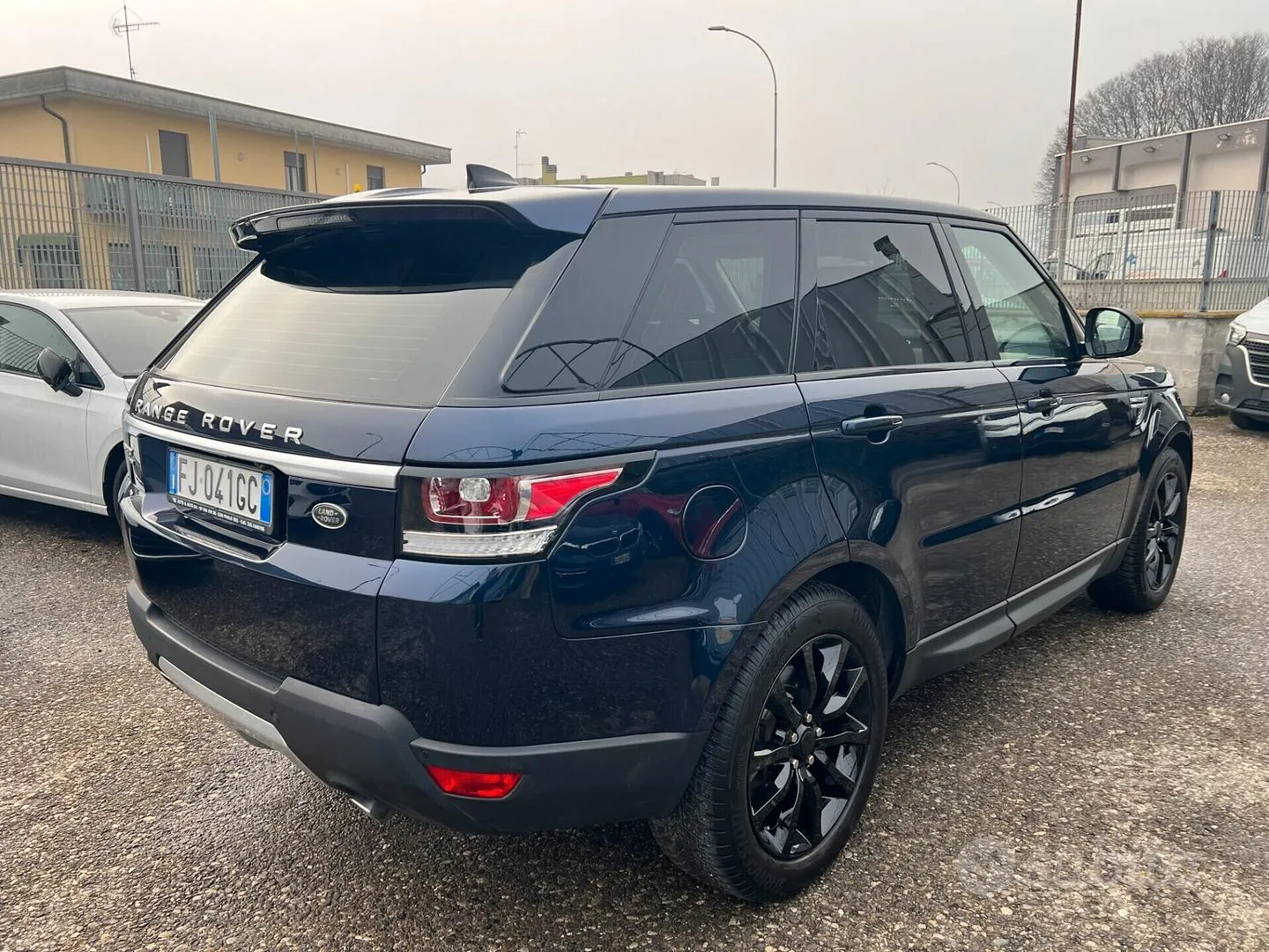 Land Rover Range Rover Sport 2017 photo 4