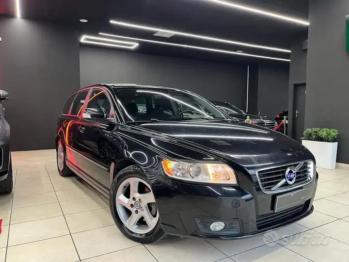 Volvo V50 2012 photo 3