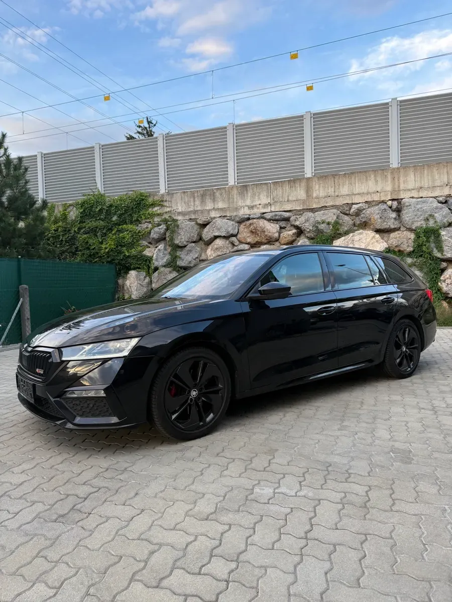 Skoda Octavia 2022 photo 3
