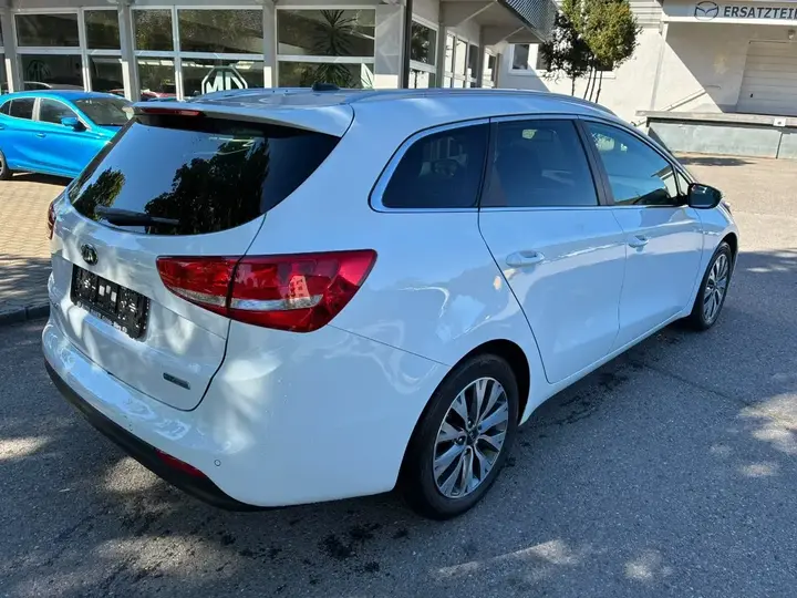 Kia Ceed 2017 photo 3