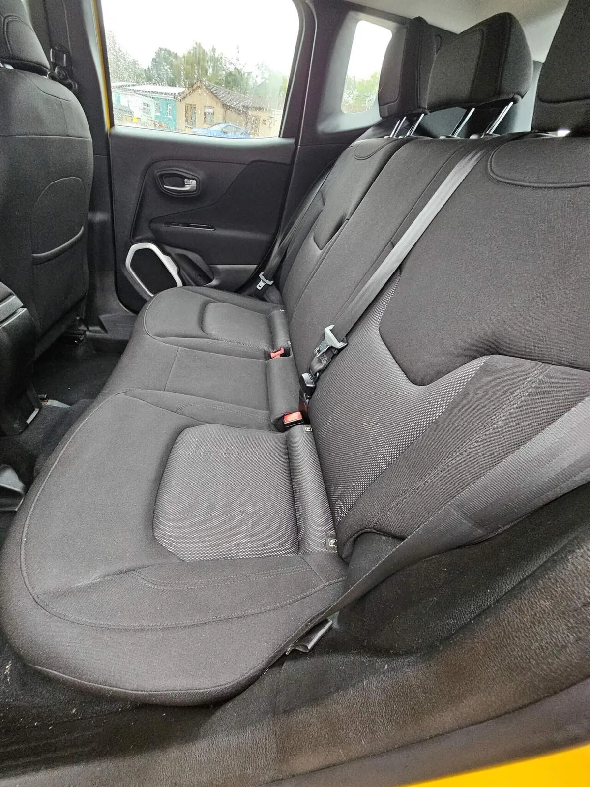 Jeep Renegade 2015 photo 2