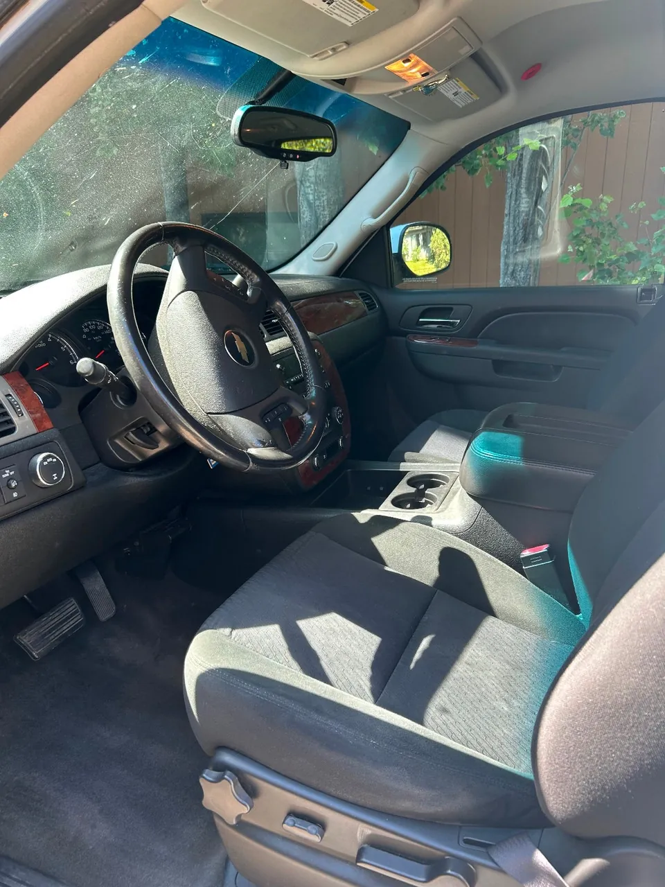 Chevrolet Avalanche 2010 photo 2
