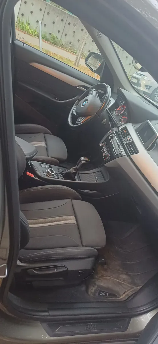BMW X1 2017 photo 2