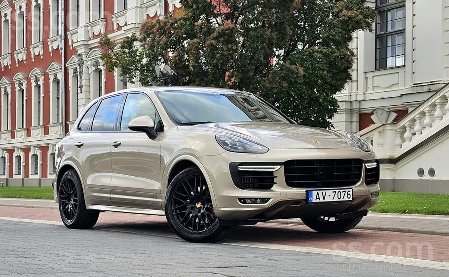 Porsche Cayenne 2015 photo 2