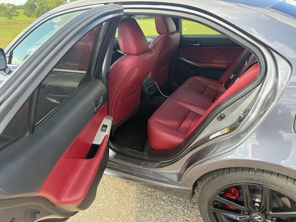Lexus Is 350 2014 photo 5