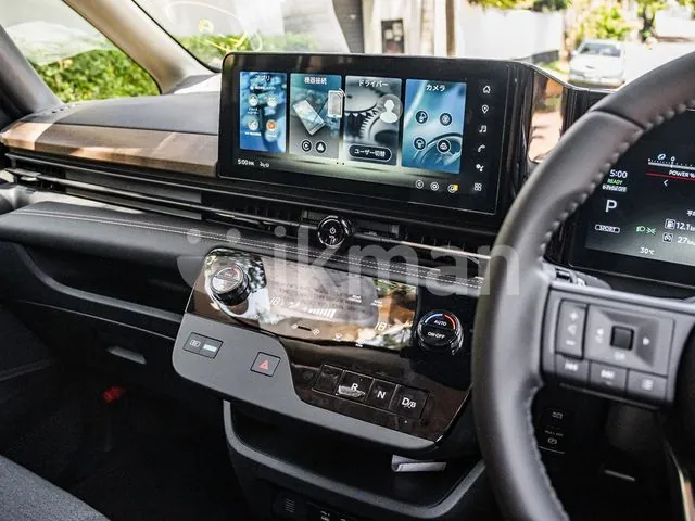 Nissan Serena 2026 photo 5