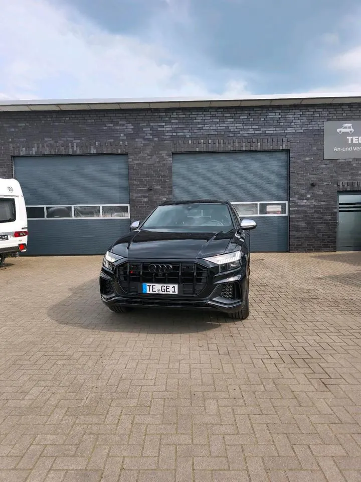 Audi Sq8