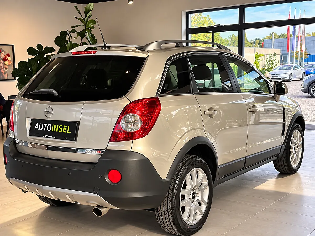 Opel Antara 2010 photo 2