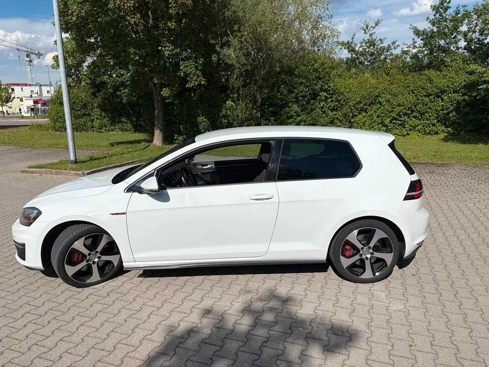 Volkswagen Golf Gti