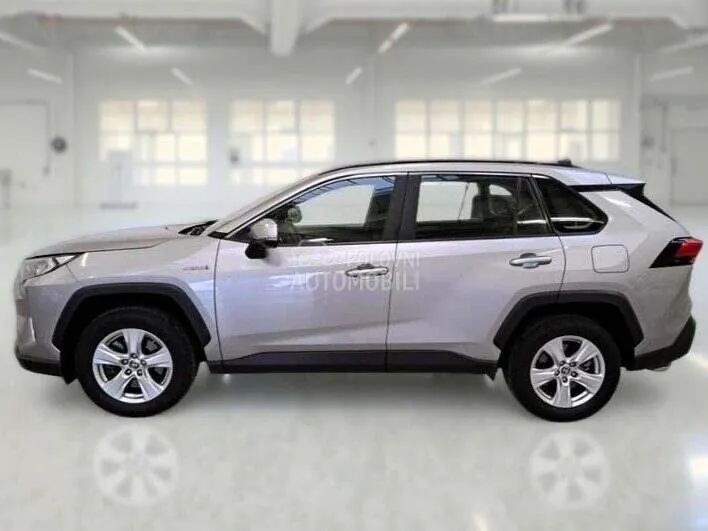 Toyota Rav4 2021 photo 2