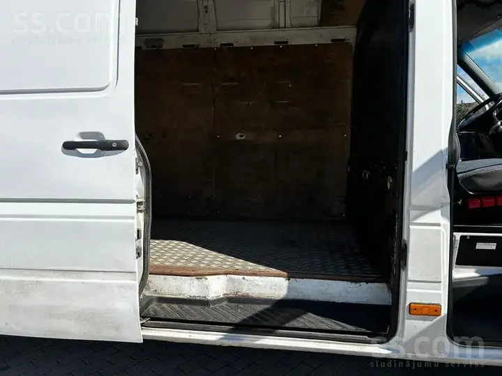 Mercedes-Benz Sprinter 2000 photo 5