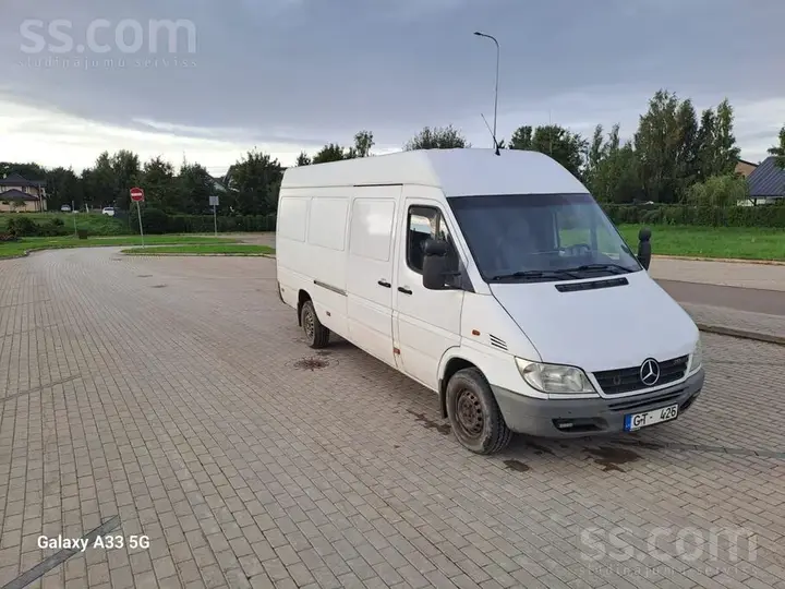 Mercedes-Benz Sprinter