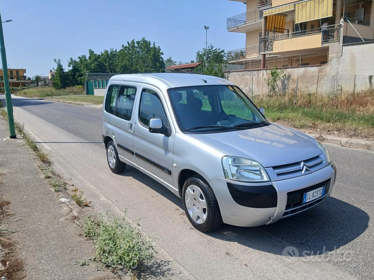 Citroen Berlingo 2004 photo 2