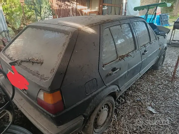 Volkswagen Golf 1985 photo 2