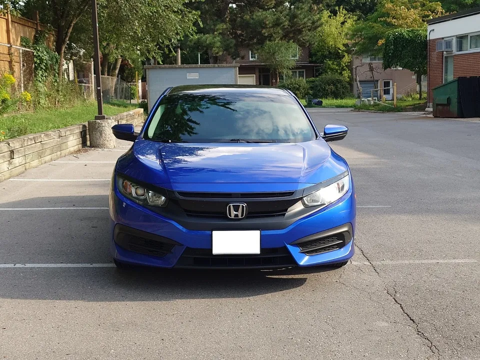 Honda Civic 2018 photo 2