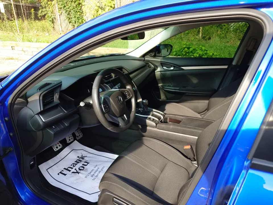 Honda Civic 2018 photo 5