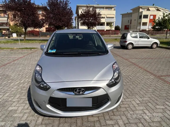 Hyundai Ix20 2013 photo 3