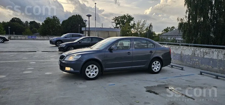 Skoda Octavia 2010 photo 5