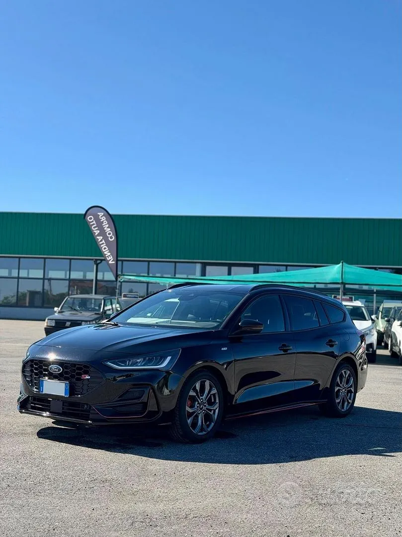 Ford Focus 2023 photo 4