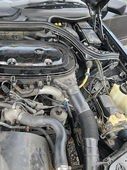 Mercedes-Benz E230 1990 photo 3