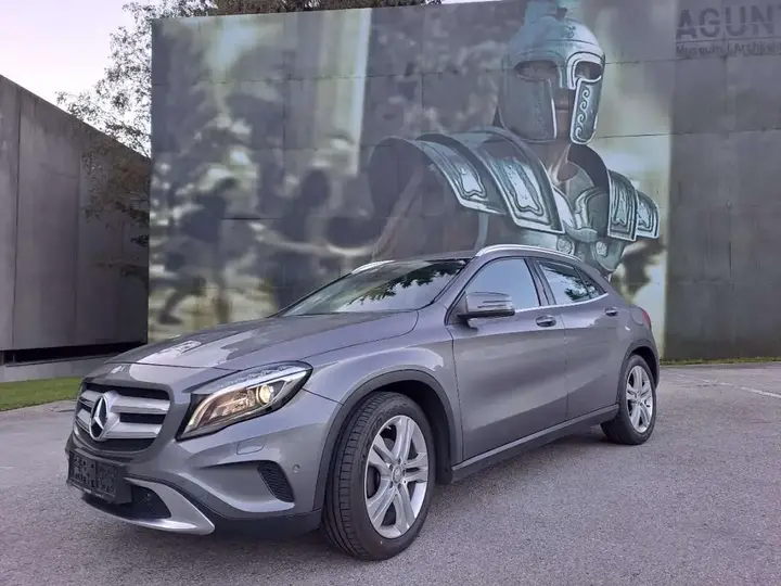 Mercedes-Benz Gla 2014 photo 3