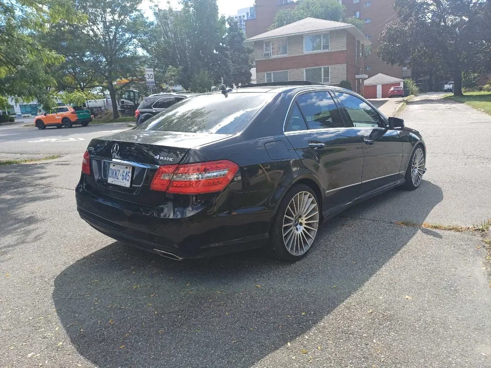 Mercedes-Benz E-Class 2011 photo 3
