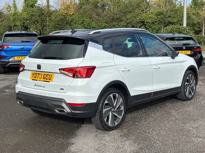 Seat Arona 2023 photo 3