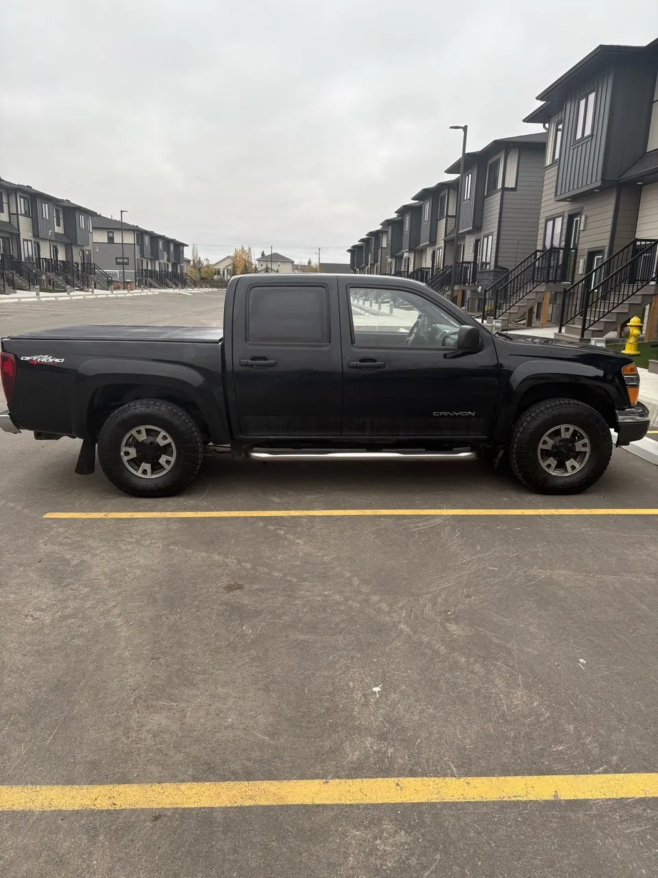GMC Canyon 2004 photo 3