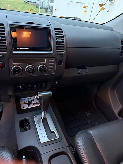 Nissan Navara 2006 photo 4