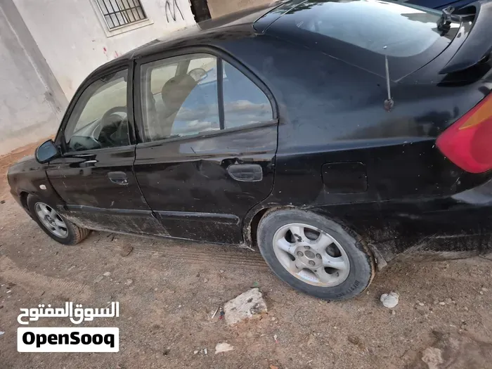 Hyundai Verna 2001 photo 5