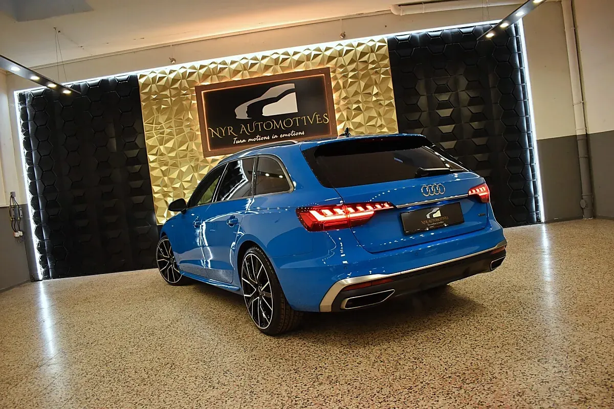 Audi A4 2021 photo 2
