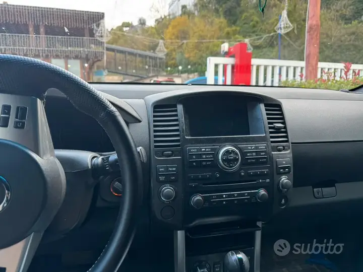 Nissan Pathfinder 2010 photo 3