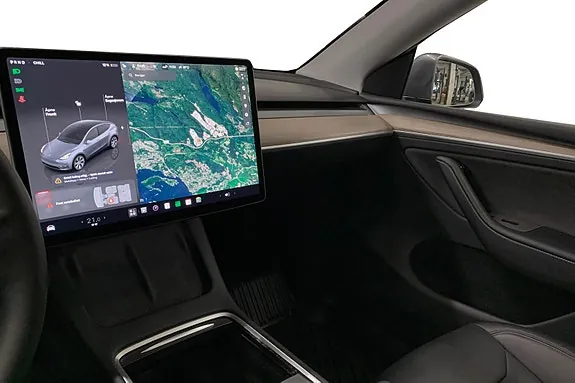 Tesla Model Y 2024 photo 2