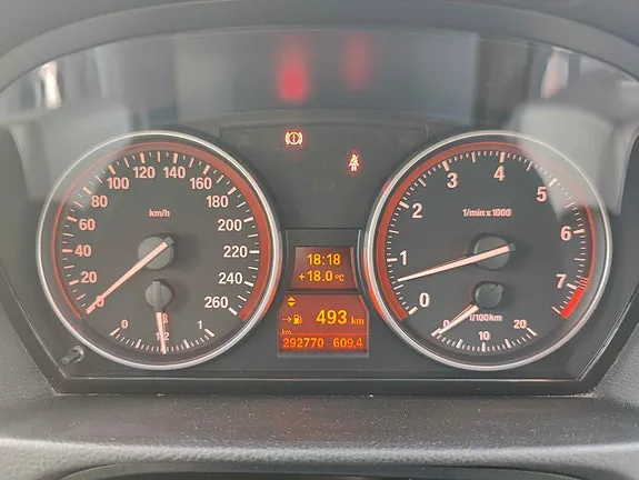 BMW 325I 2010 photo 3