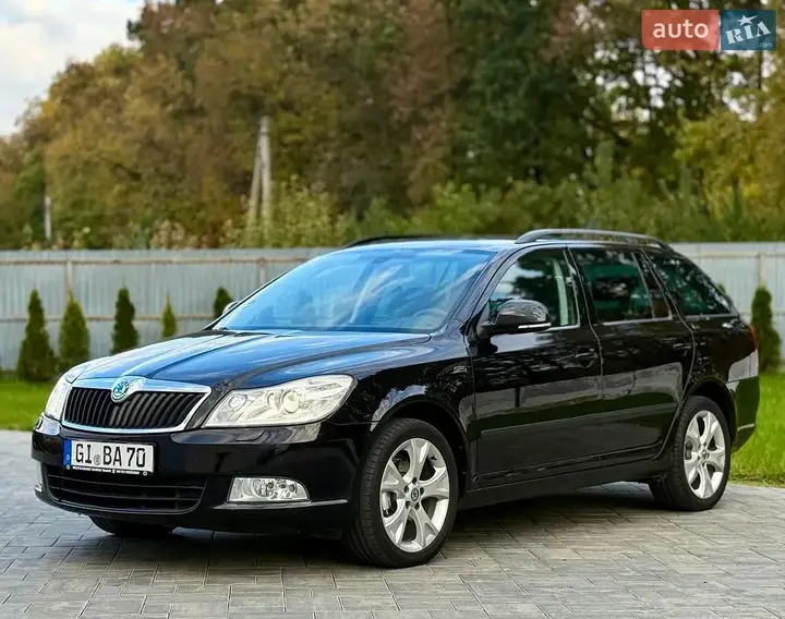 Skoda Octavia 2012 photo 3