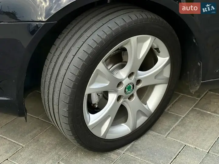 Skoda Octavia 2012 photo 4