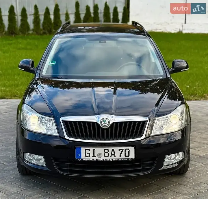Skoda Octavia 2012 photo 2