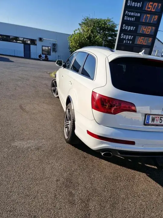 Audi Q7 2013 photo 3