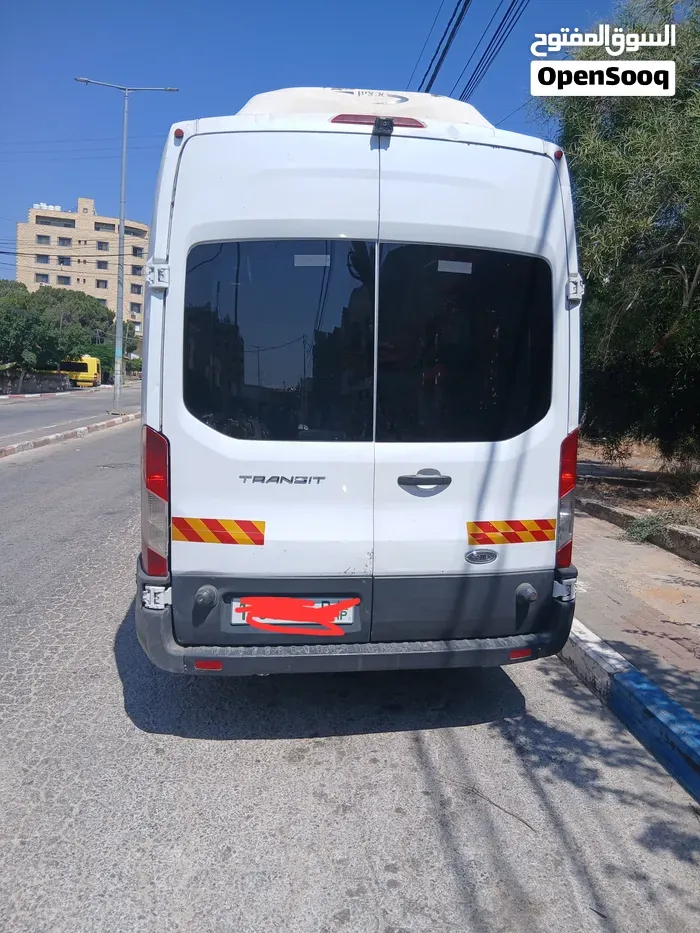Ford Transit 2015 photo 2
