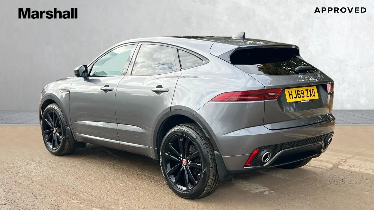 Jaguar E-Pace 2020 photo 2