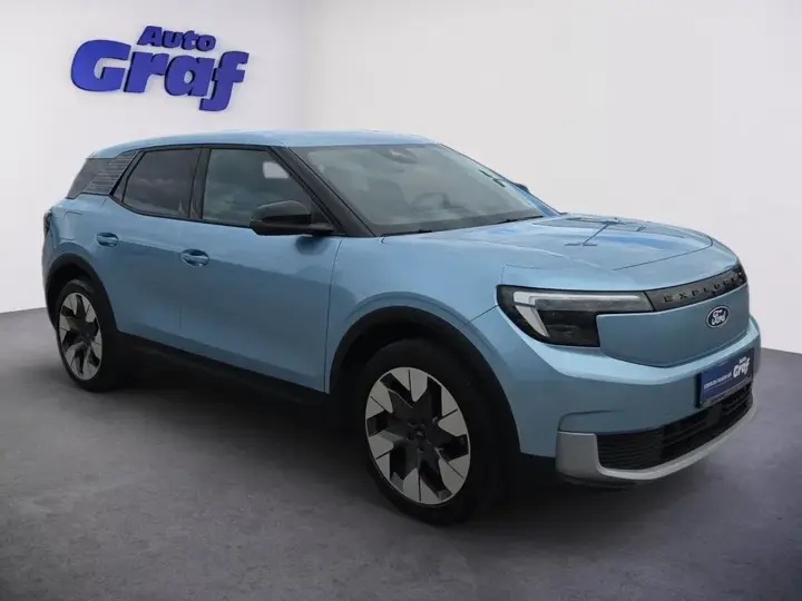 Ford Explorer 2024 photo 2