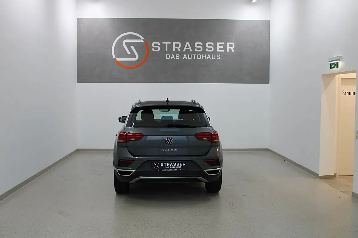 Volkswagen T-Roc 2021 photo 2