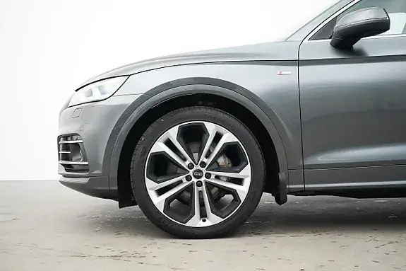 Audi Q5 2020 photo 2