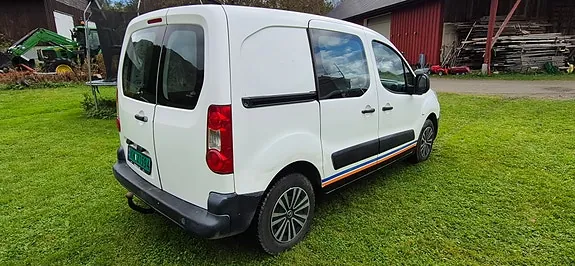 Peugeot Partner 2010 photo 4
