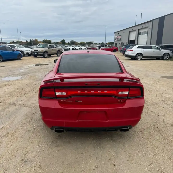 Dodge Charger 2011 photo 4