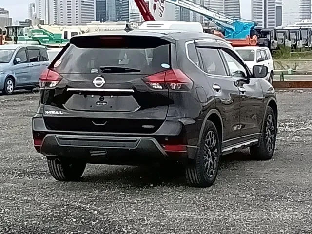 Nissan Xtrail 2017 photo 4
