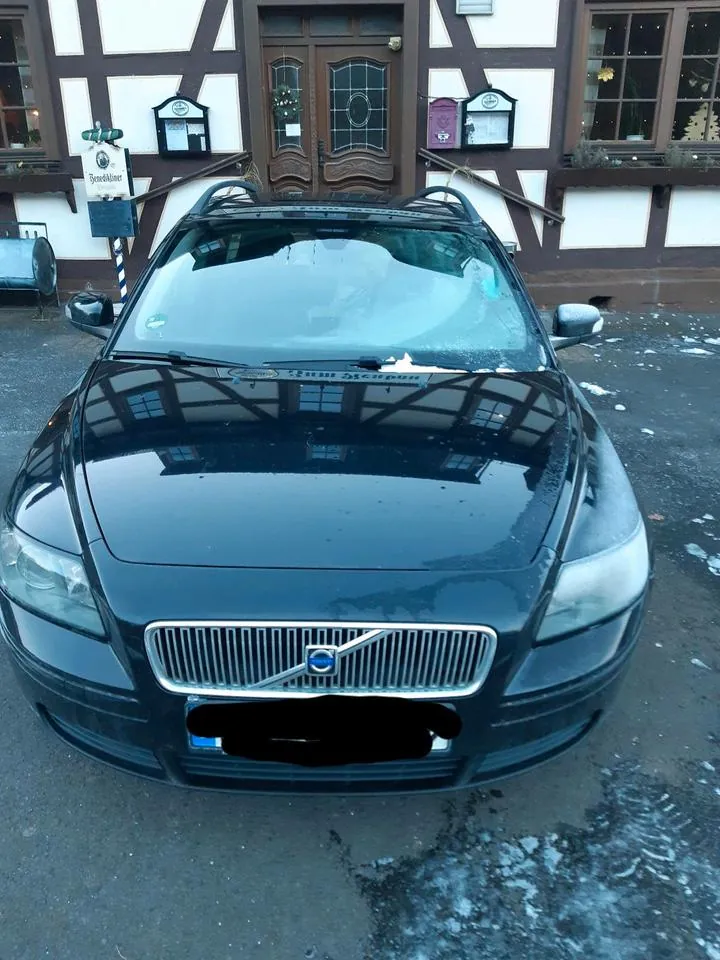 Volvo V50