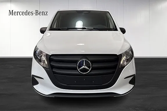 Mercedes-Benz Vito 2026 photo 3