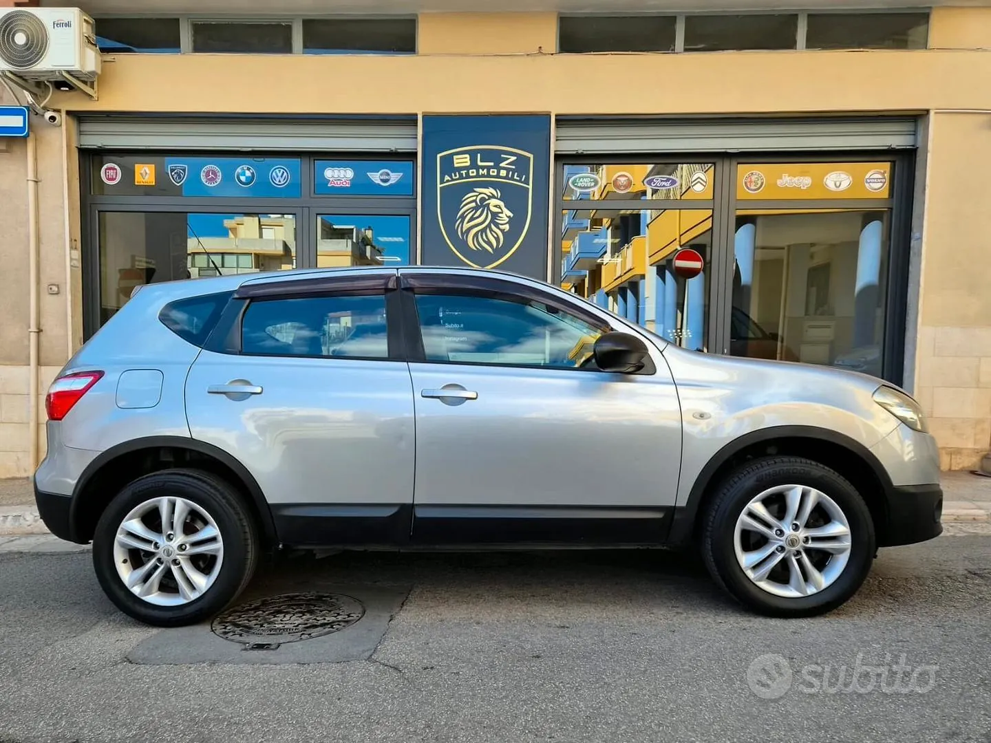 Nissan Qashqai 2010 photo 5